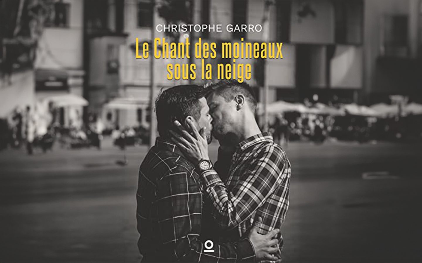 Couverture du livre "le chant des moineaux sous la neige" écrit par Christophe Carro aux éditions Haro + complétion IA générative adobe