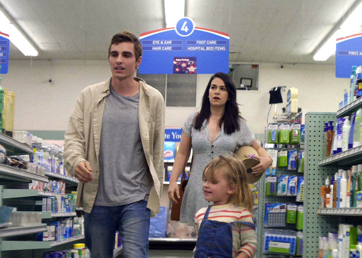 Dave Franco et Abbi Jacobson dans le film 6 Balloons réalisé par Marja-Lewis Ryan.